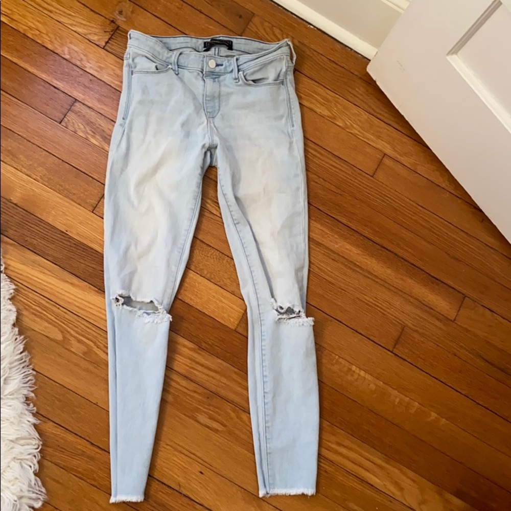 Abercrombie and Fitch light wash skinny jeans